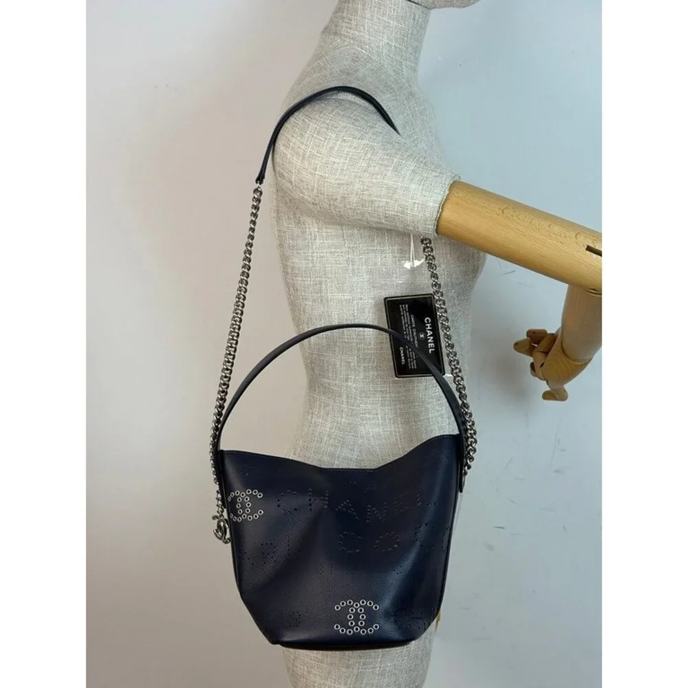 CHANEL Navy Blue Calfskin Deauville Bucket Bag Small SHW - Picture 14 of 16